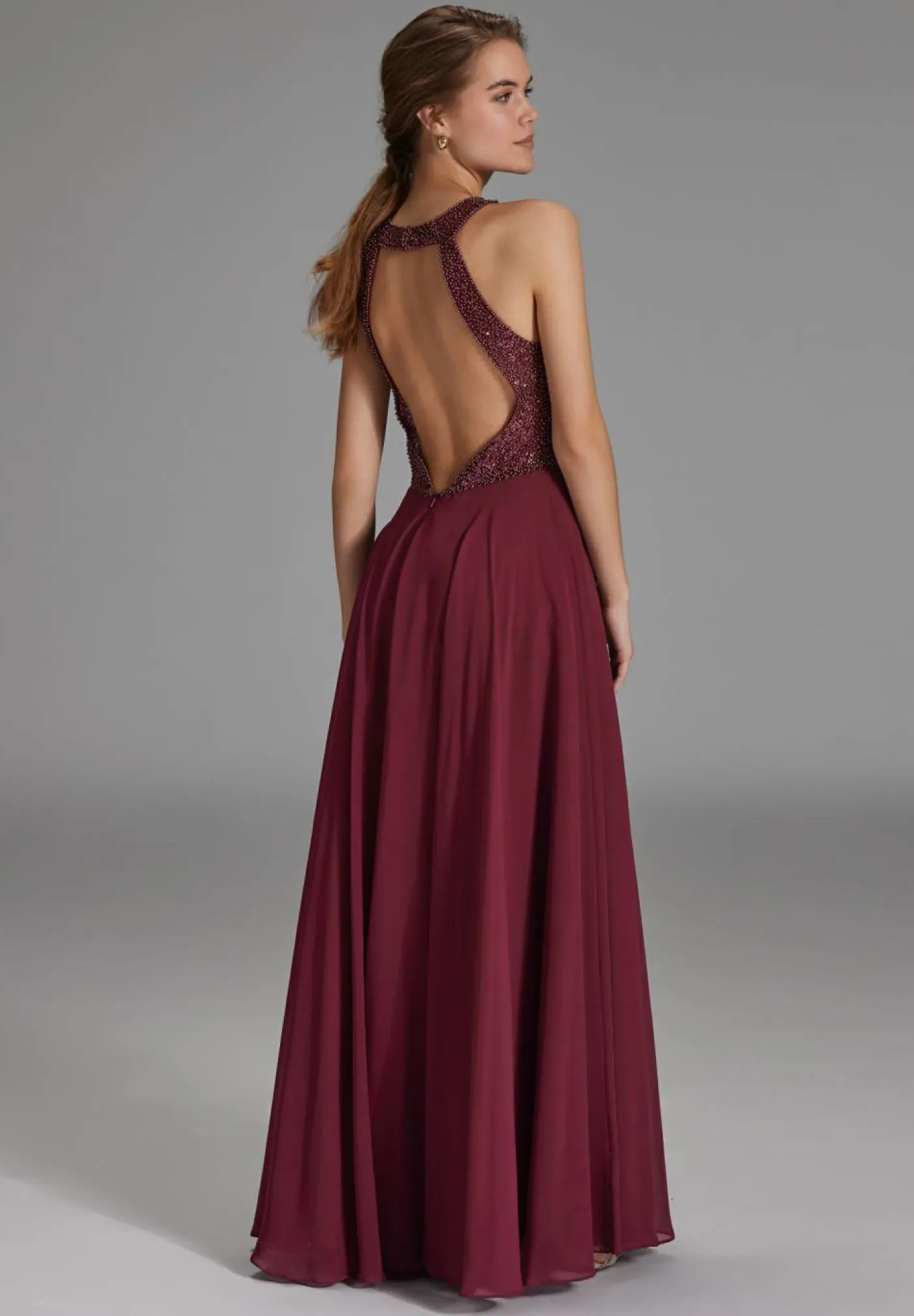 Abendkleid mit Stickerei und Cut-Out
