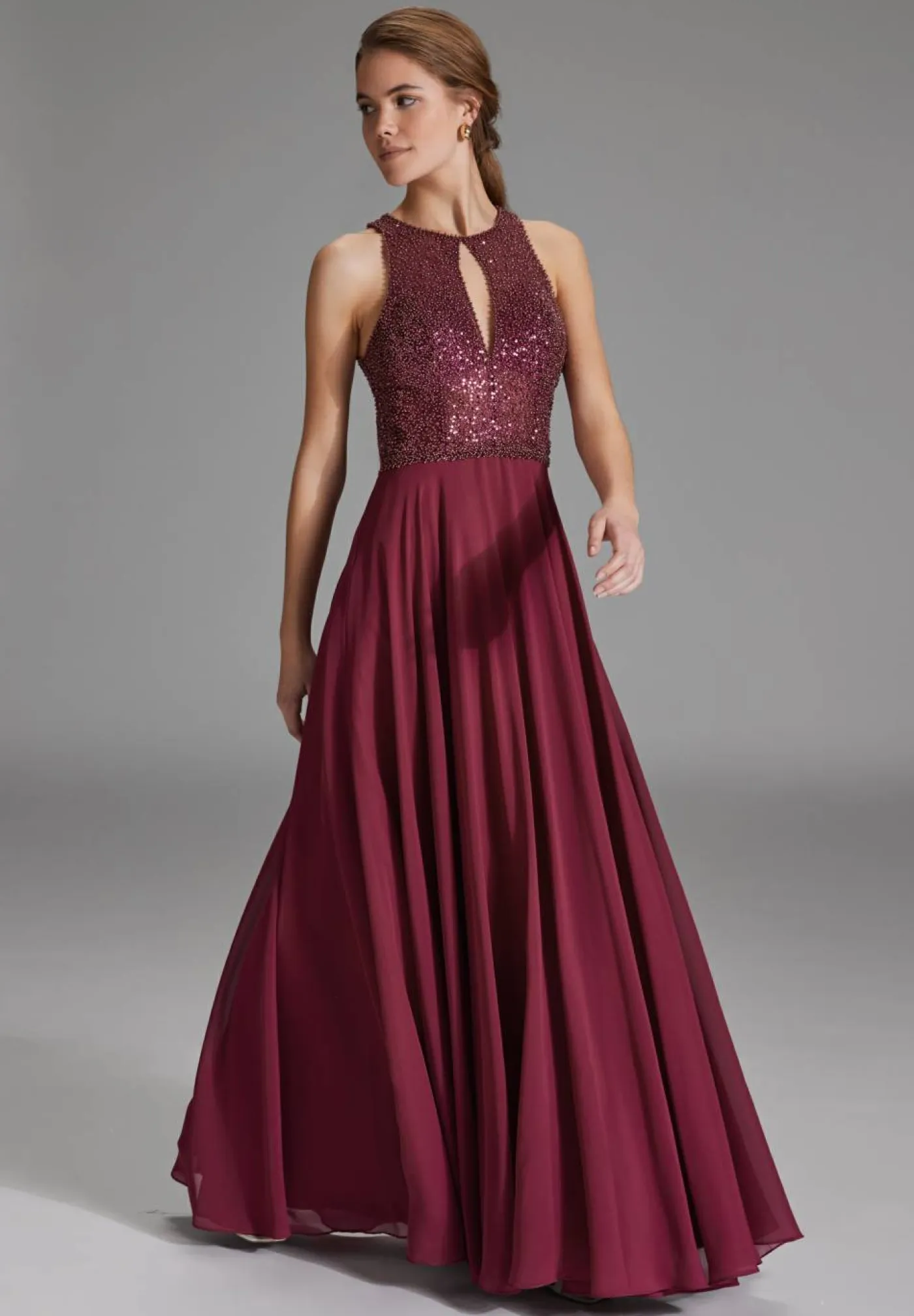 Abendkleid mit Stickerei und Cut-Out