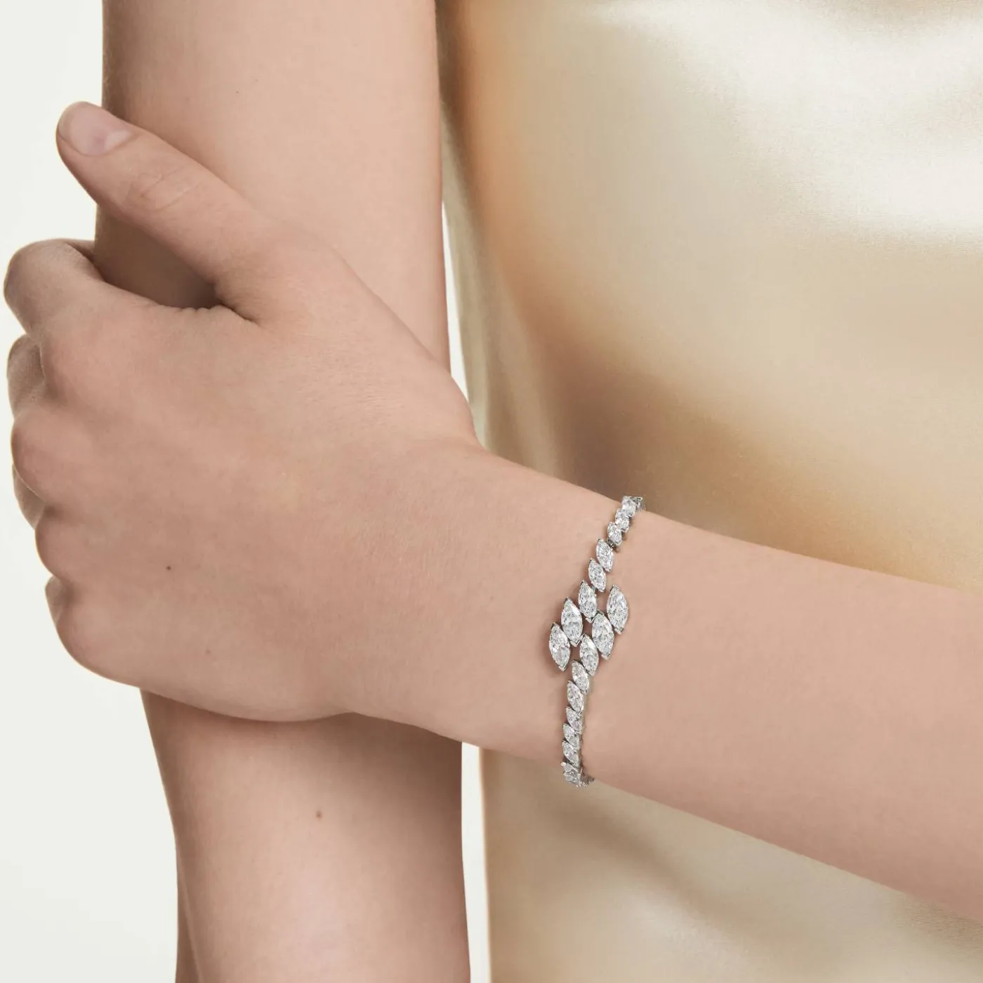 Armband "Mesmera"