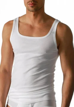 Athletic-Shirt