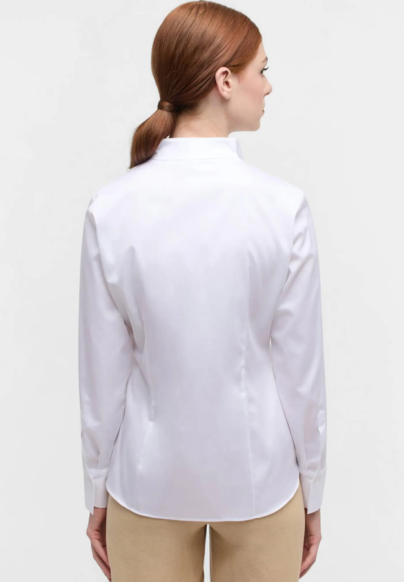 Bluse aus Satingewebe