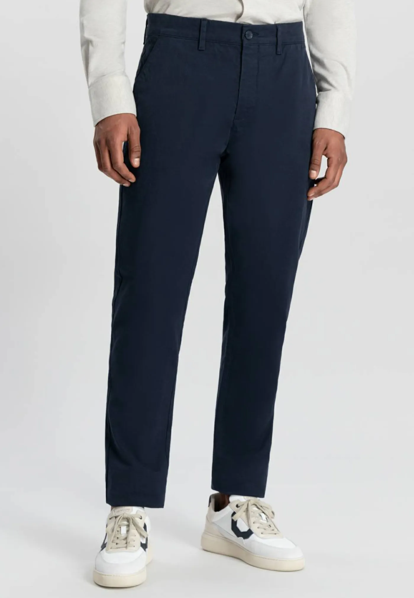 Chino "Charlie"
