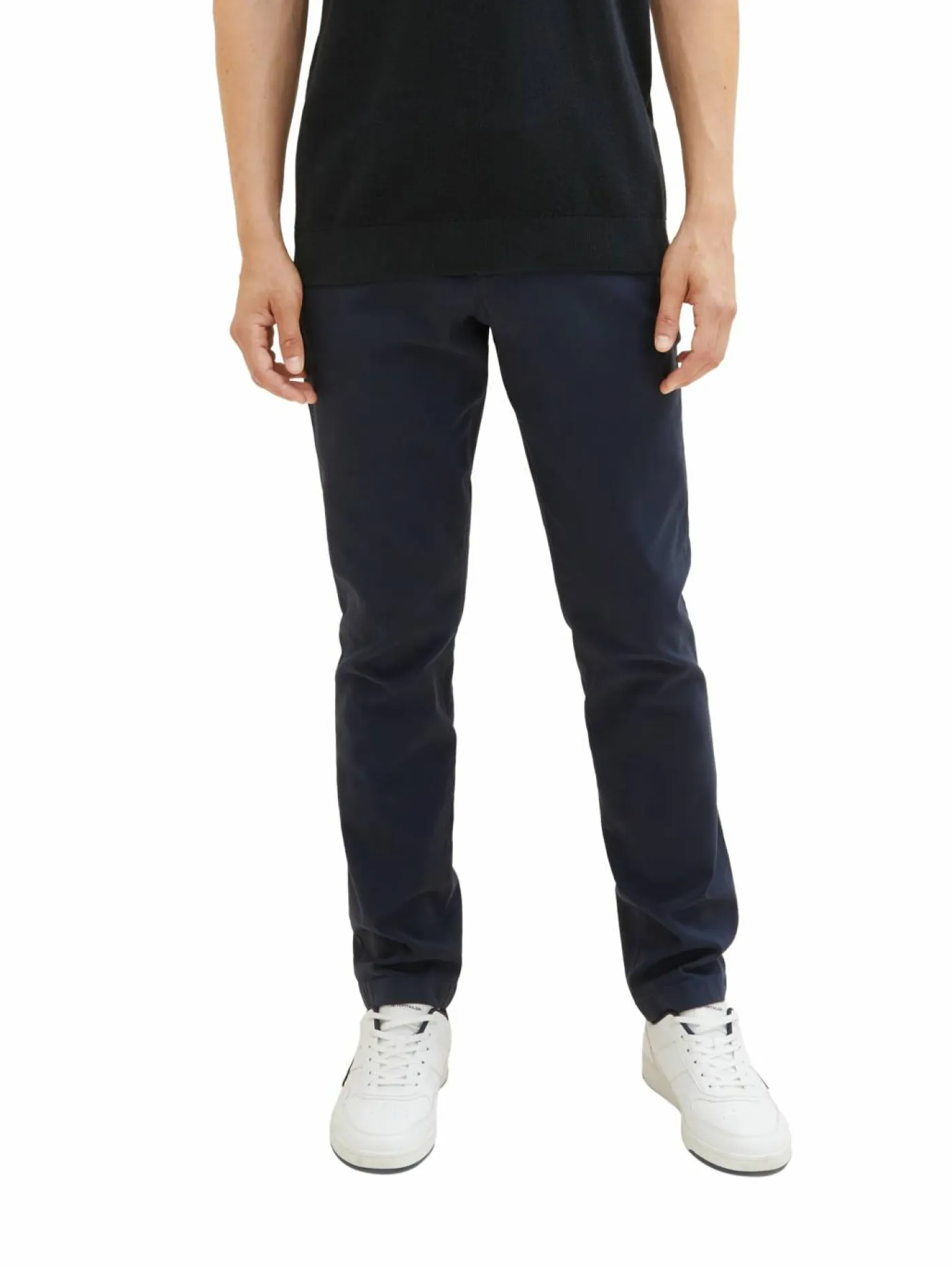 Chino "Travis"