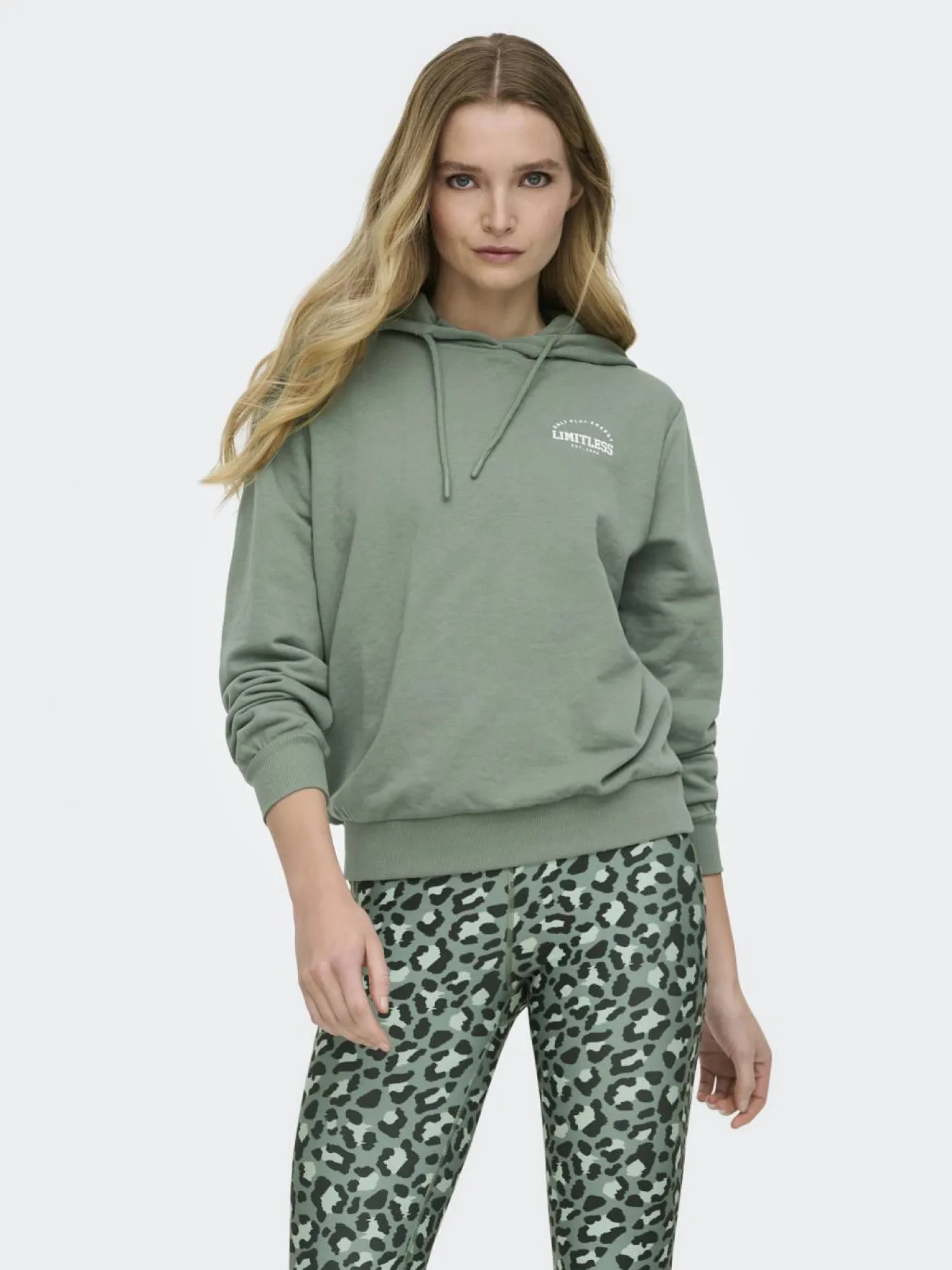 Hoodie "Onpcava"