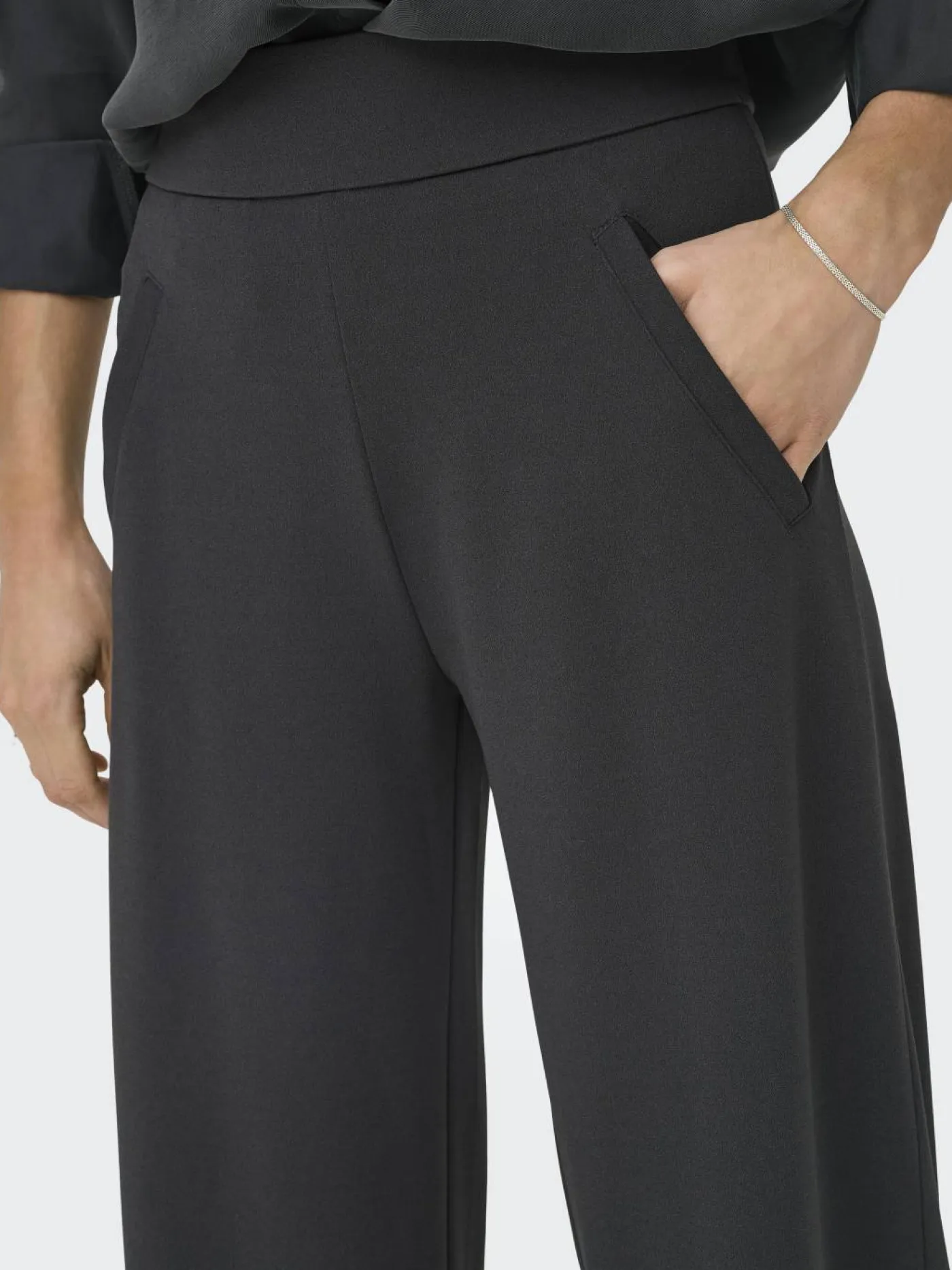 Hose "JDYLouisville Catia"