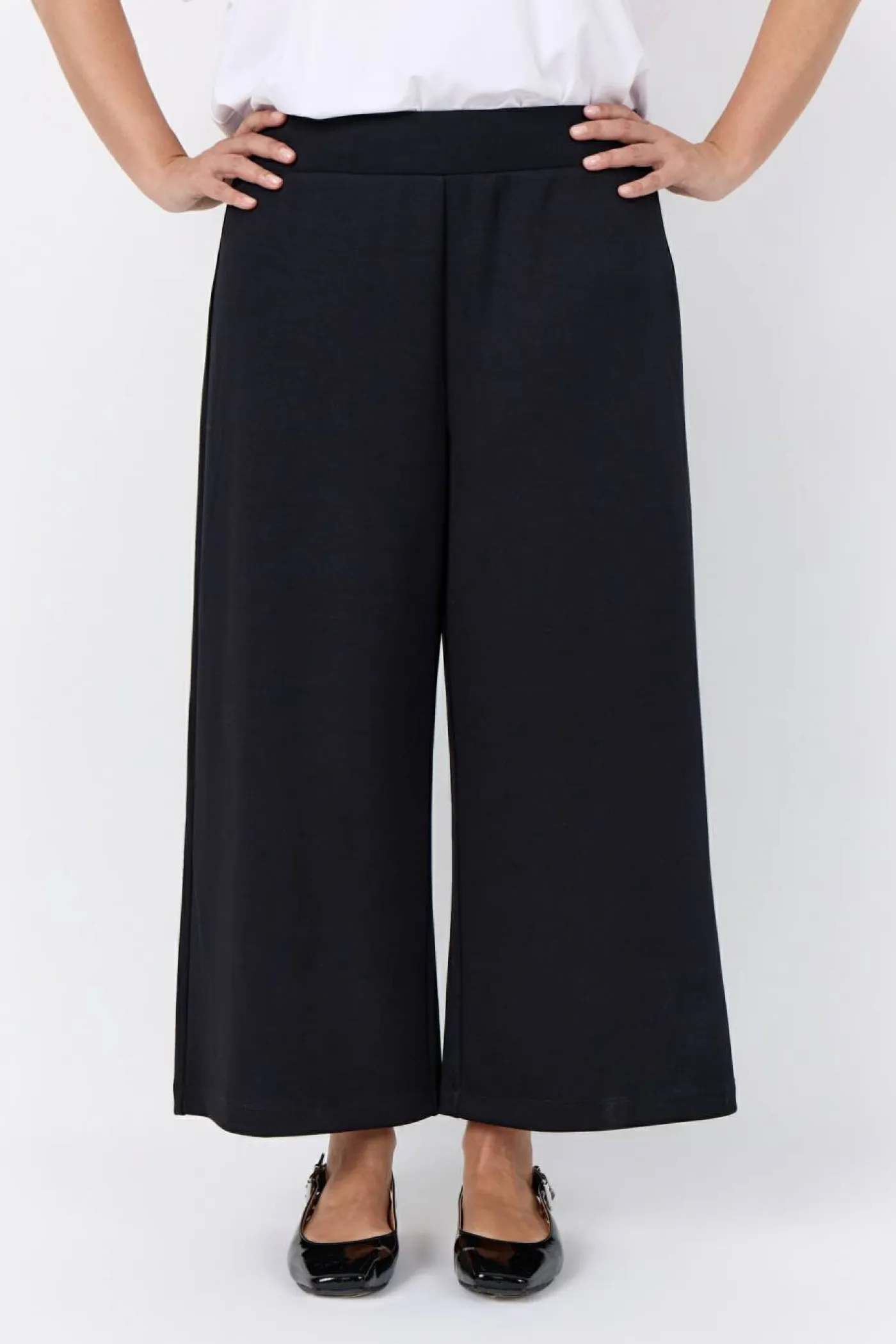 Hose "Wa-Sabina"