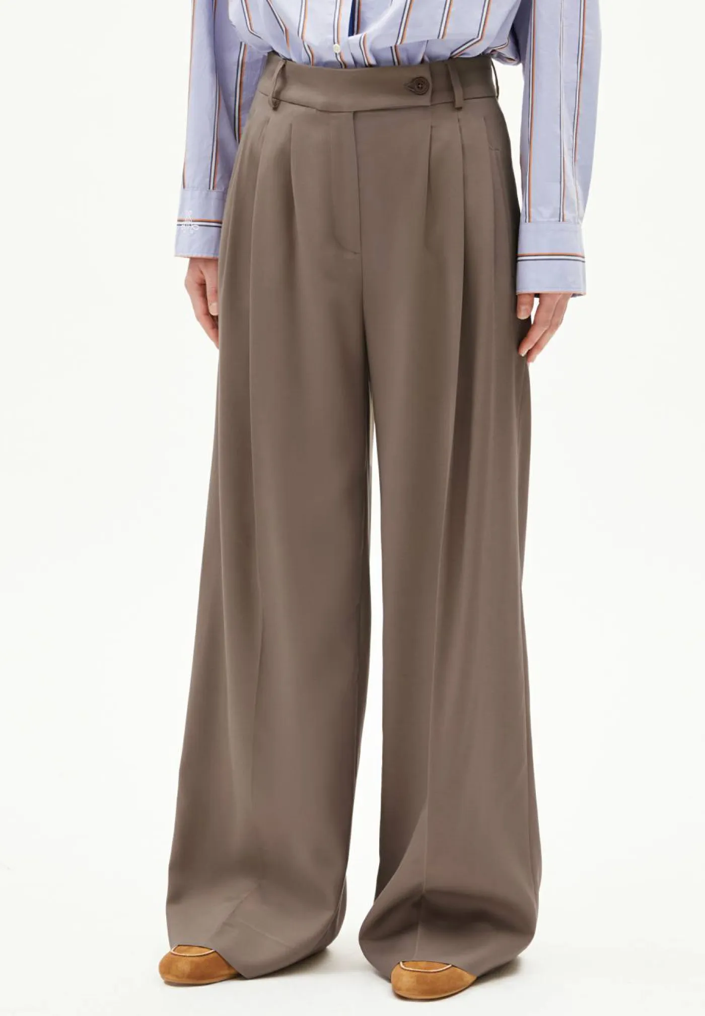 Hose "Kaayua"
