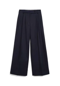 Hose "Kaayua"