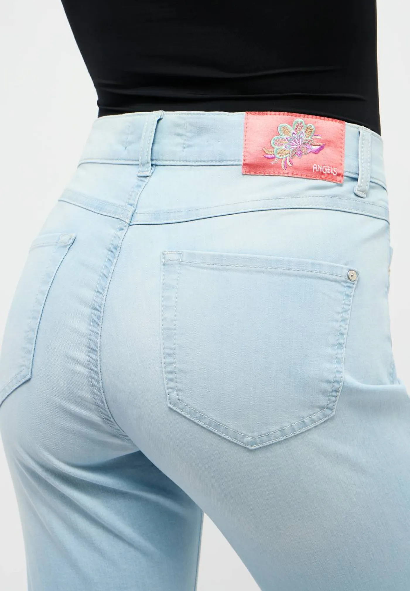 Jeans "Leni Flared Pocket"