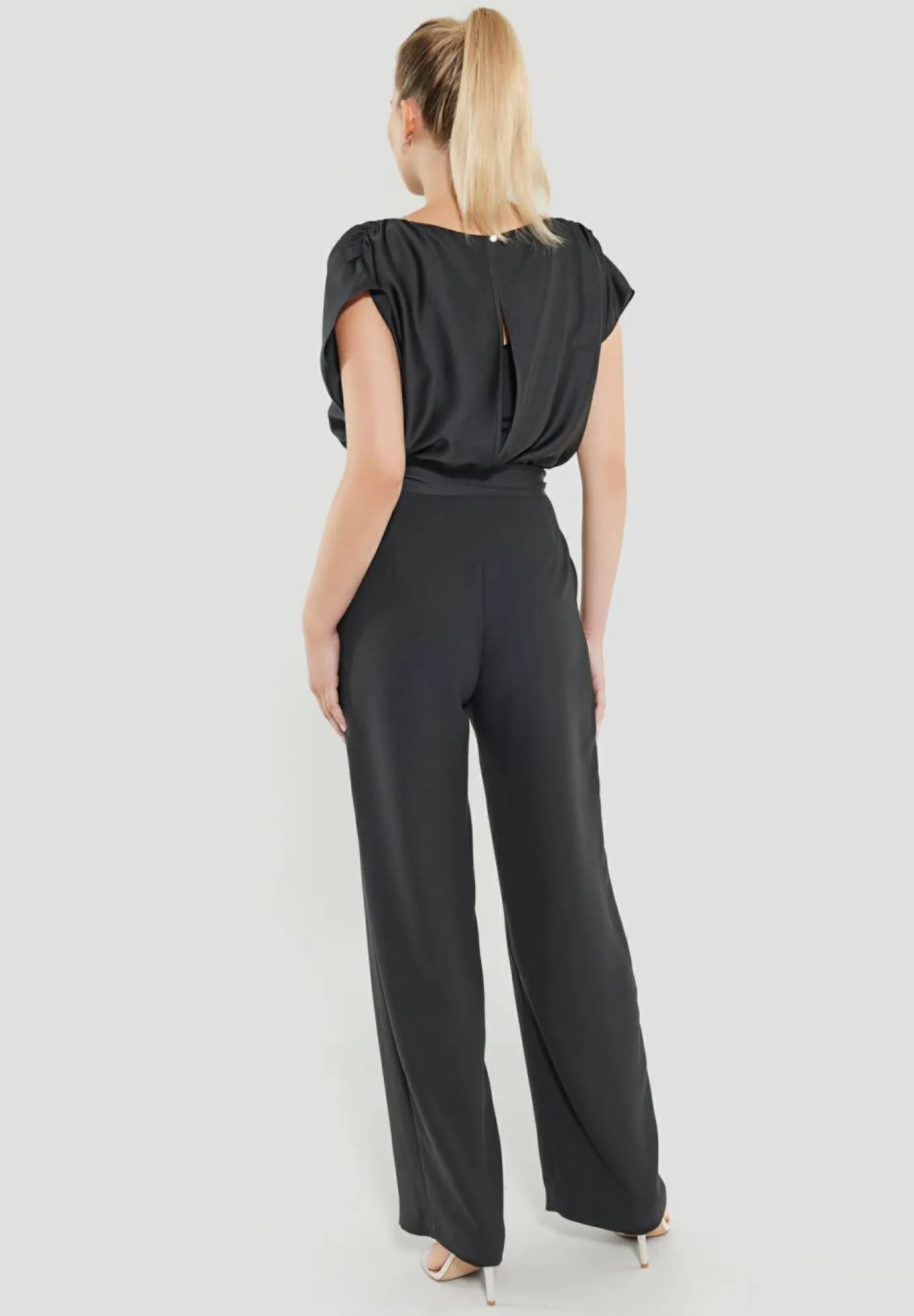 Jumpsuit aus Material-Mix