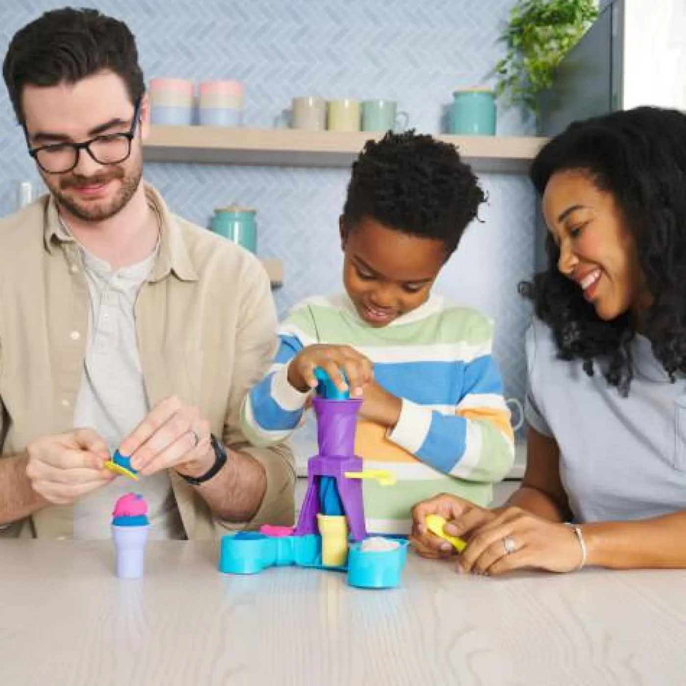 Kinetic Sand "Soft Serve Ice Cream Station 3"