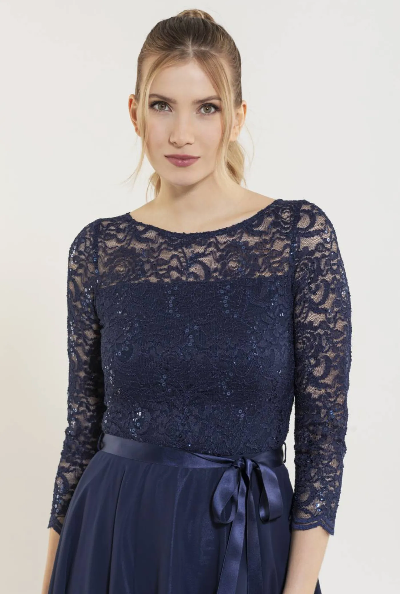 Kleid - Spitze mit Paillette/Chiffo