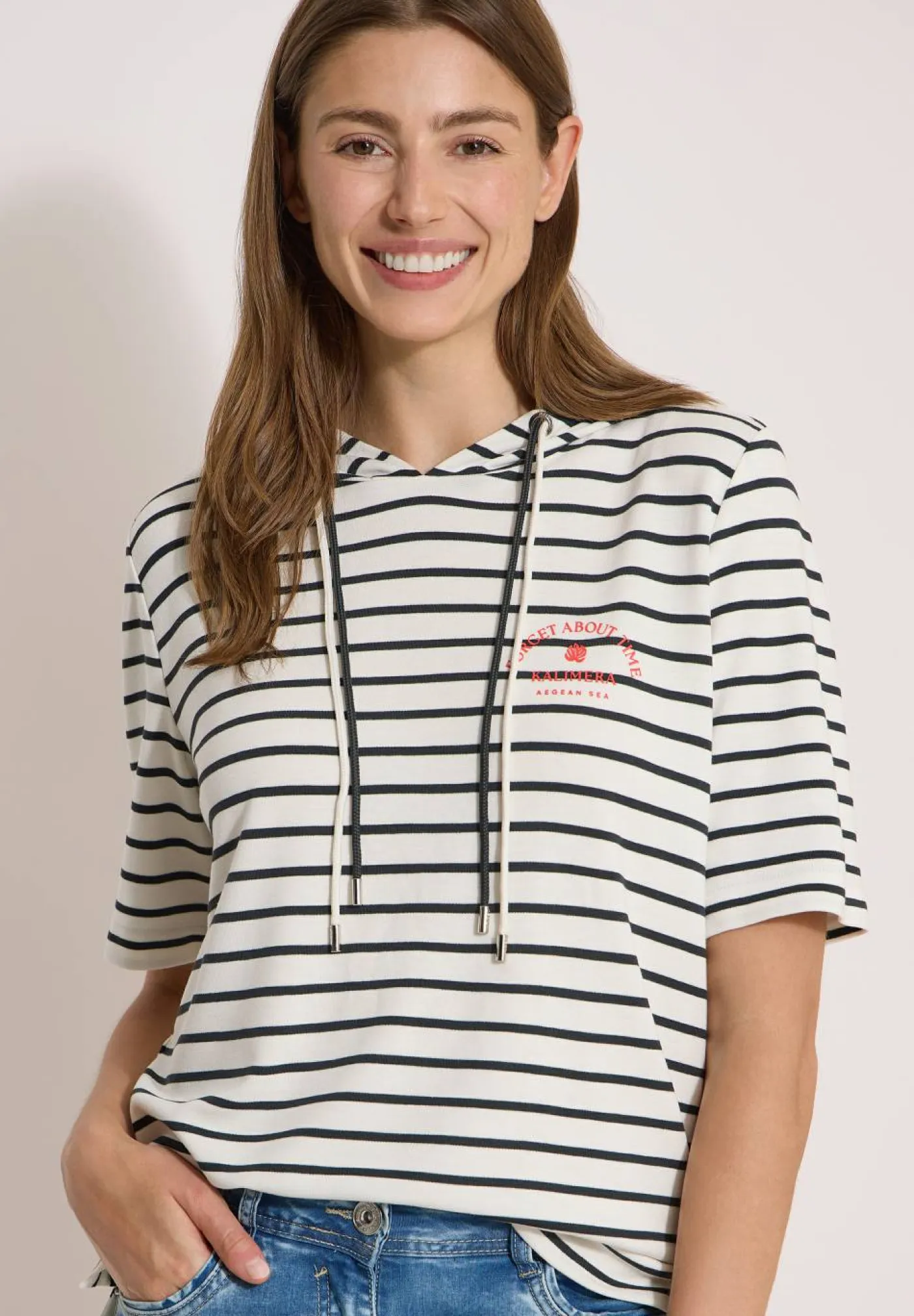 Kurzarmkapuzenshirt