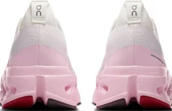 Laufschuh "Cloudsurfer Max"
