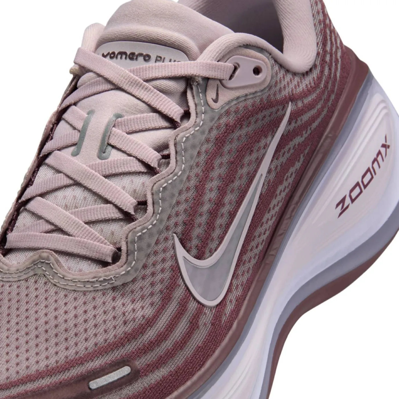 Laufschuh "Vomero Plus W"