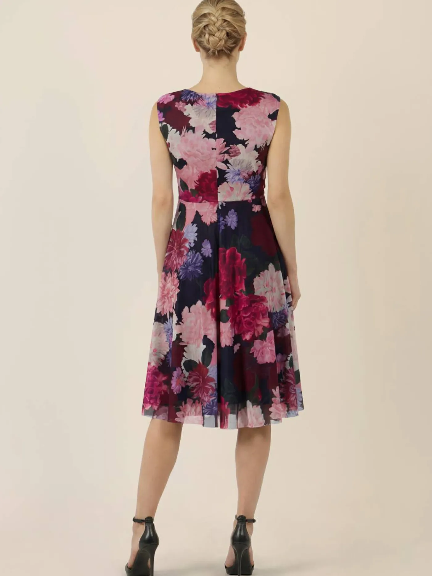 Meshkleid