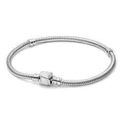 Moments Marvel Logo-Verschluss Schlangen-Gliederarmband