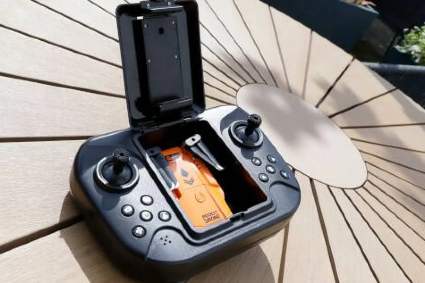 RC Fahrzeug "Quadrocopter Pocket Drone"