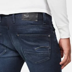Revend Skinny Jeans