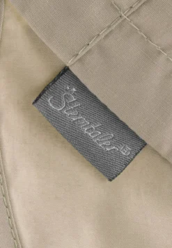 Schirmmütze mit Nackenschutz
