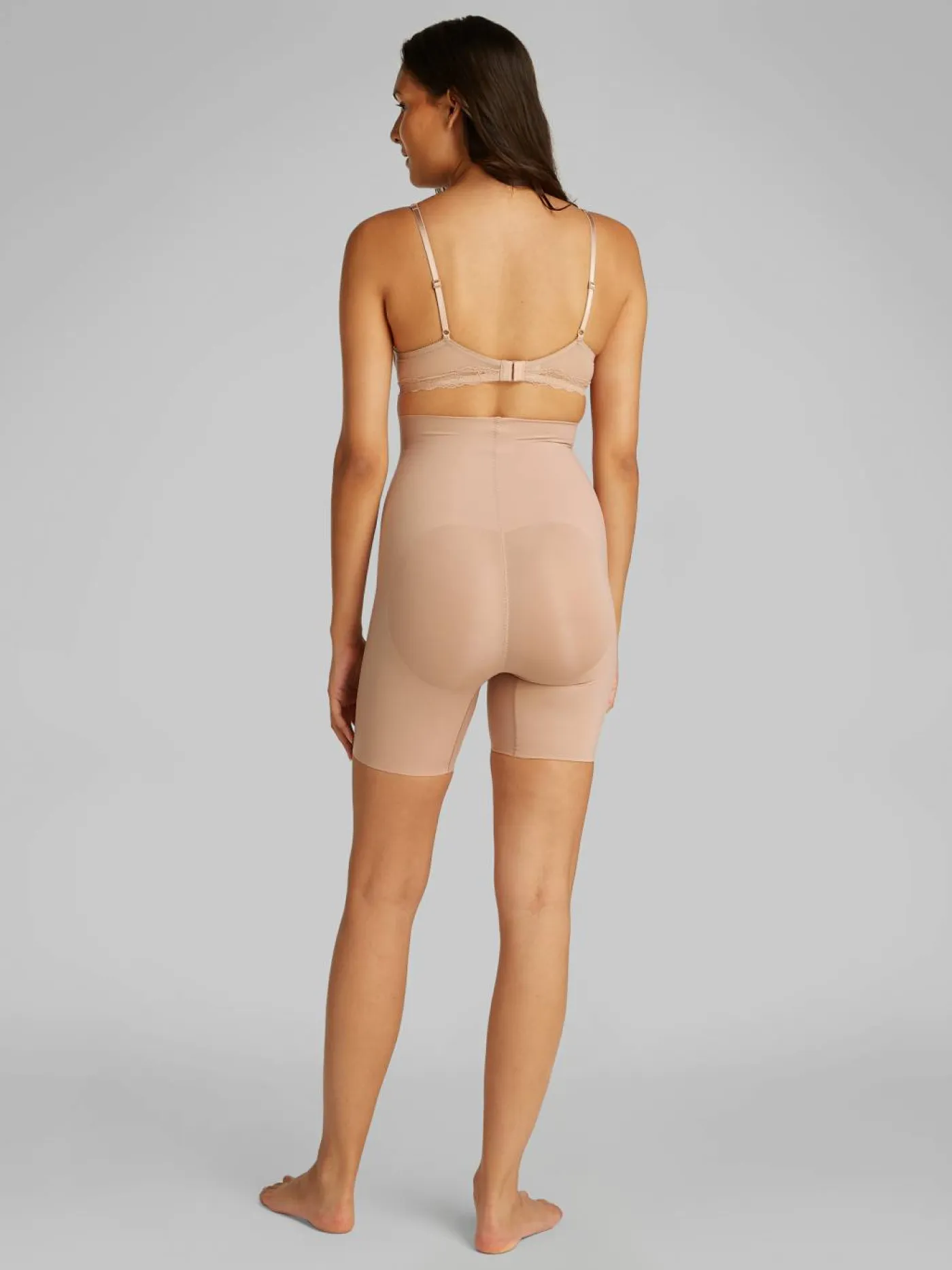 Short "SCULPTED FIRM"