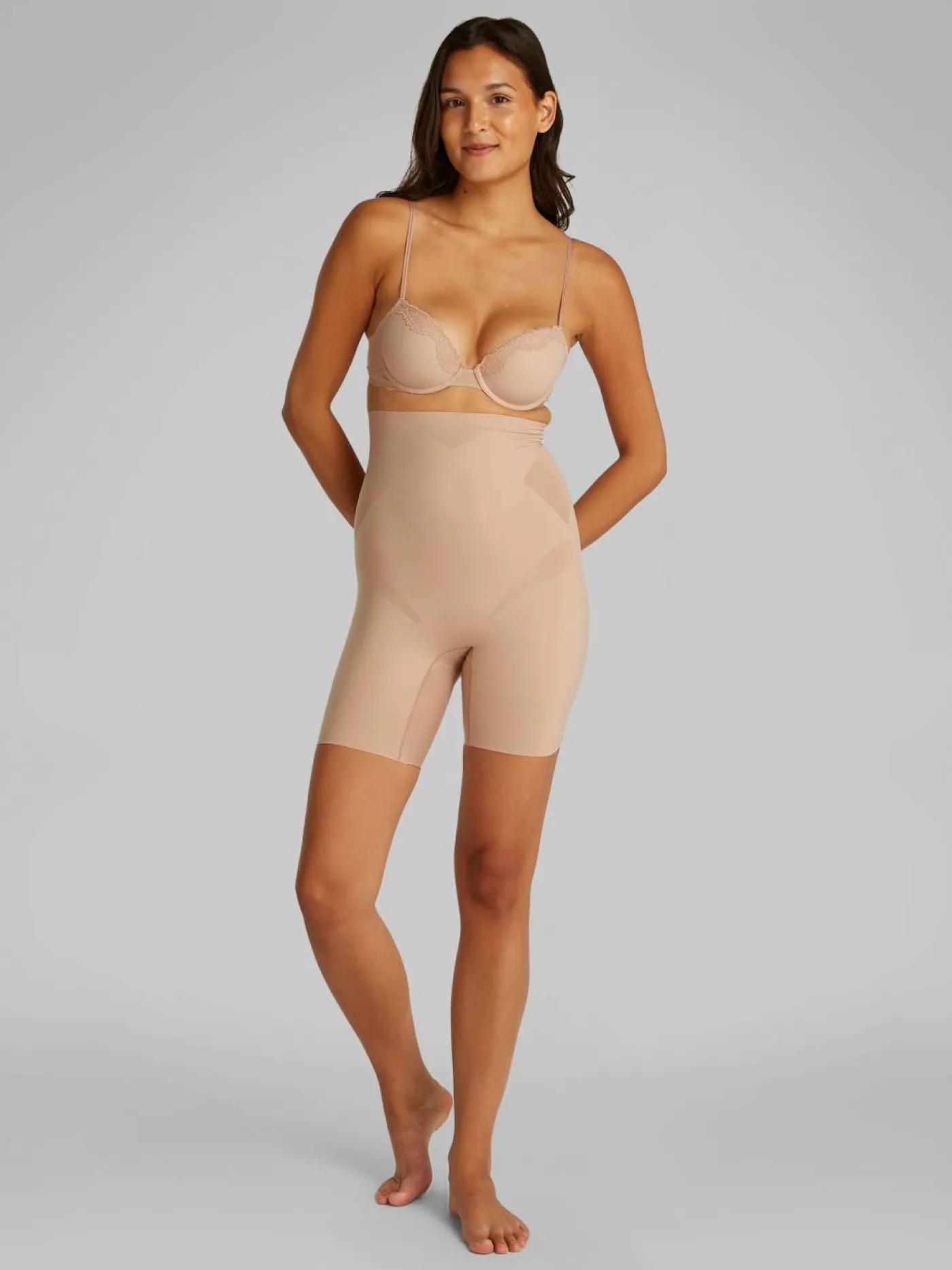 Short "SCULPTED FIRM"