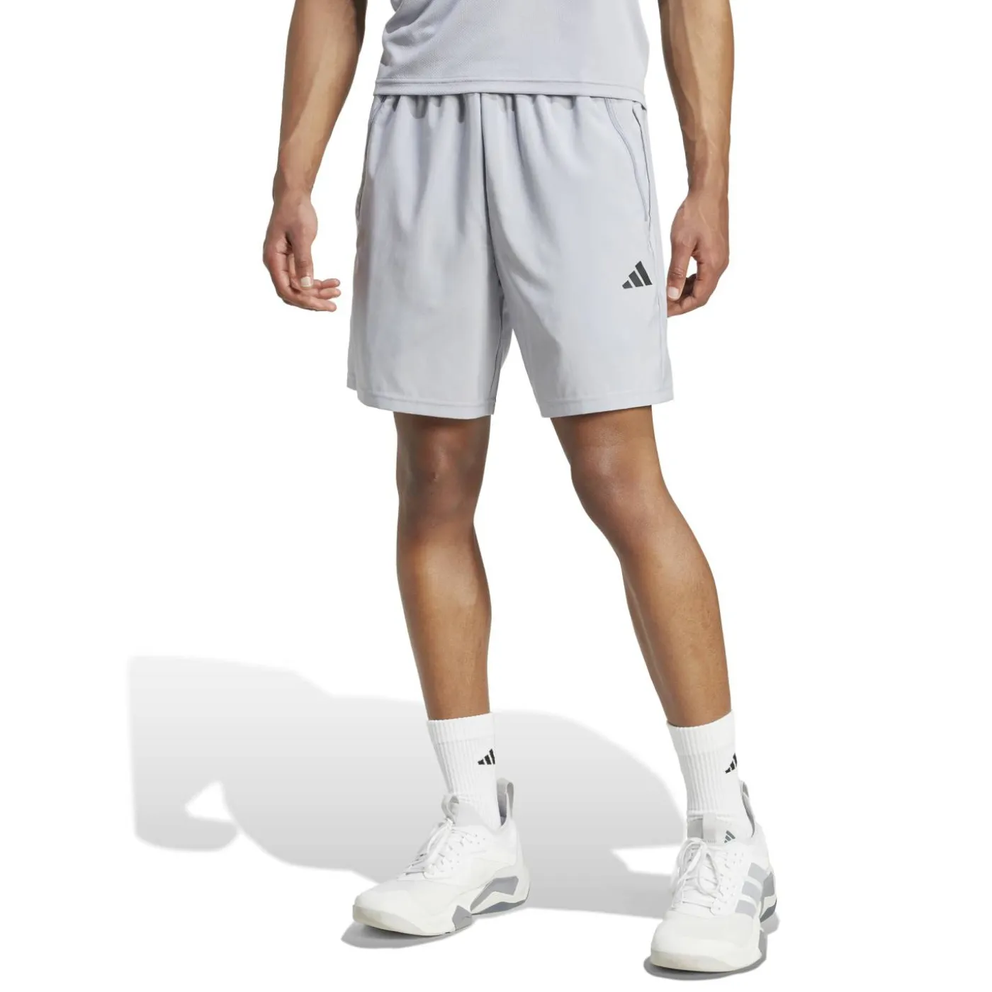 Shorts "Train Essentials Woven"