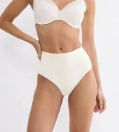Slip "Illusion Curve"