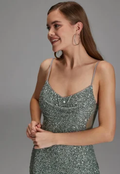 Slipdress mit transparenter Rückenpartie