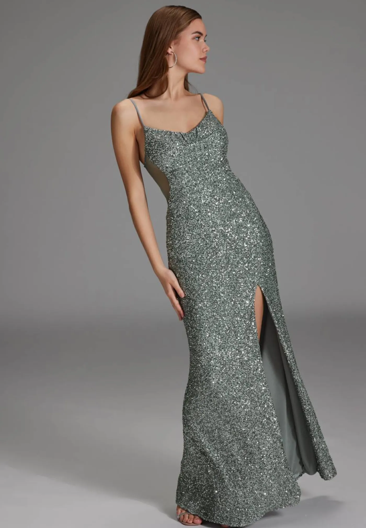 Slipdress mit transparenter Rückenpartie