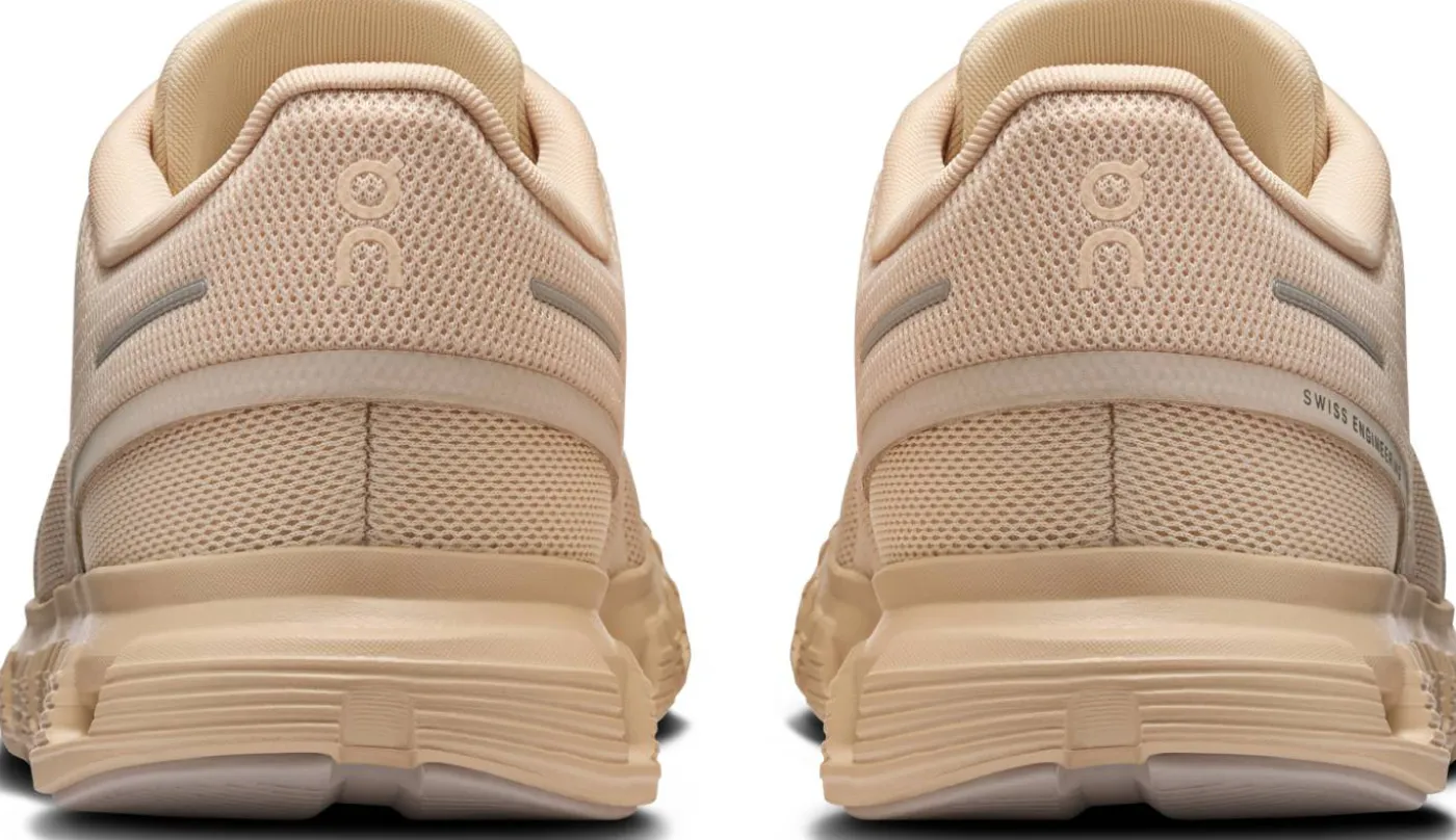 Sneaker "Cloud 6"