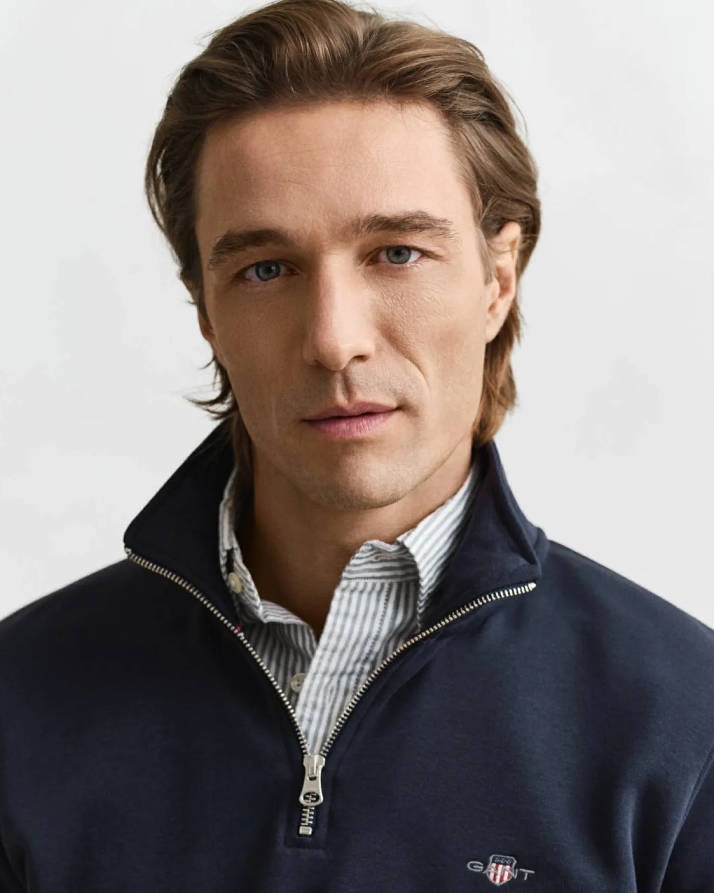 Sweatshirt "Shield"
