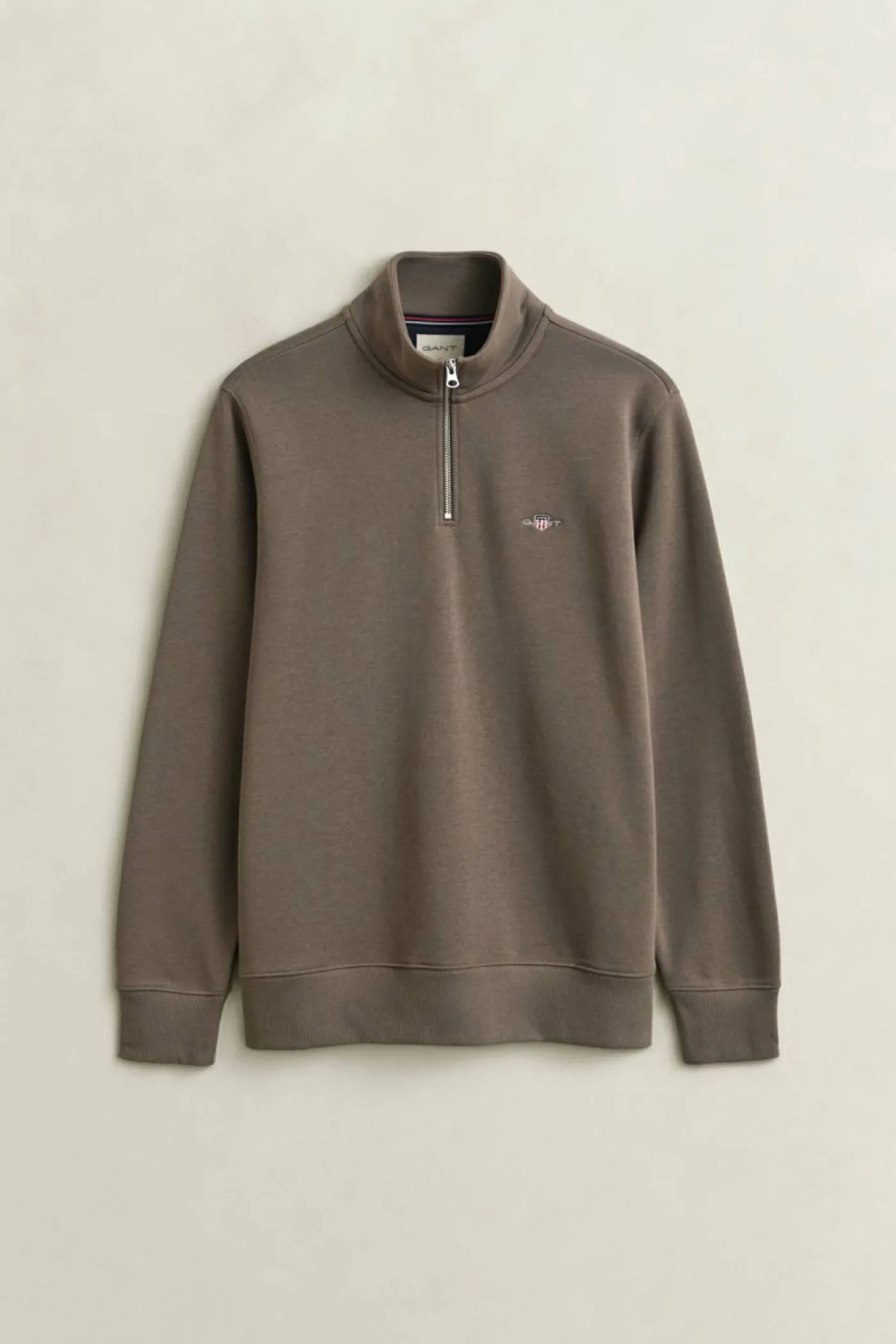 Sweatshirt "Shield"