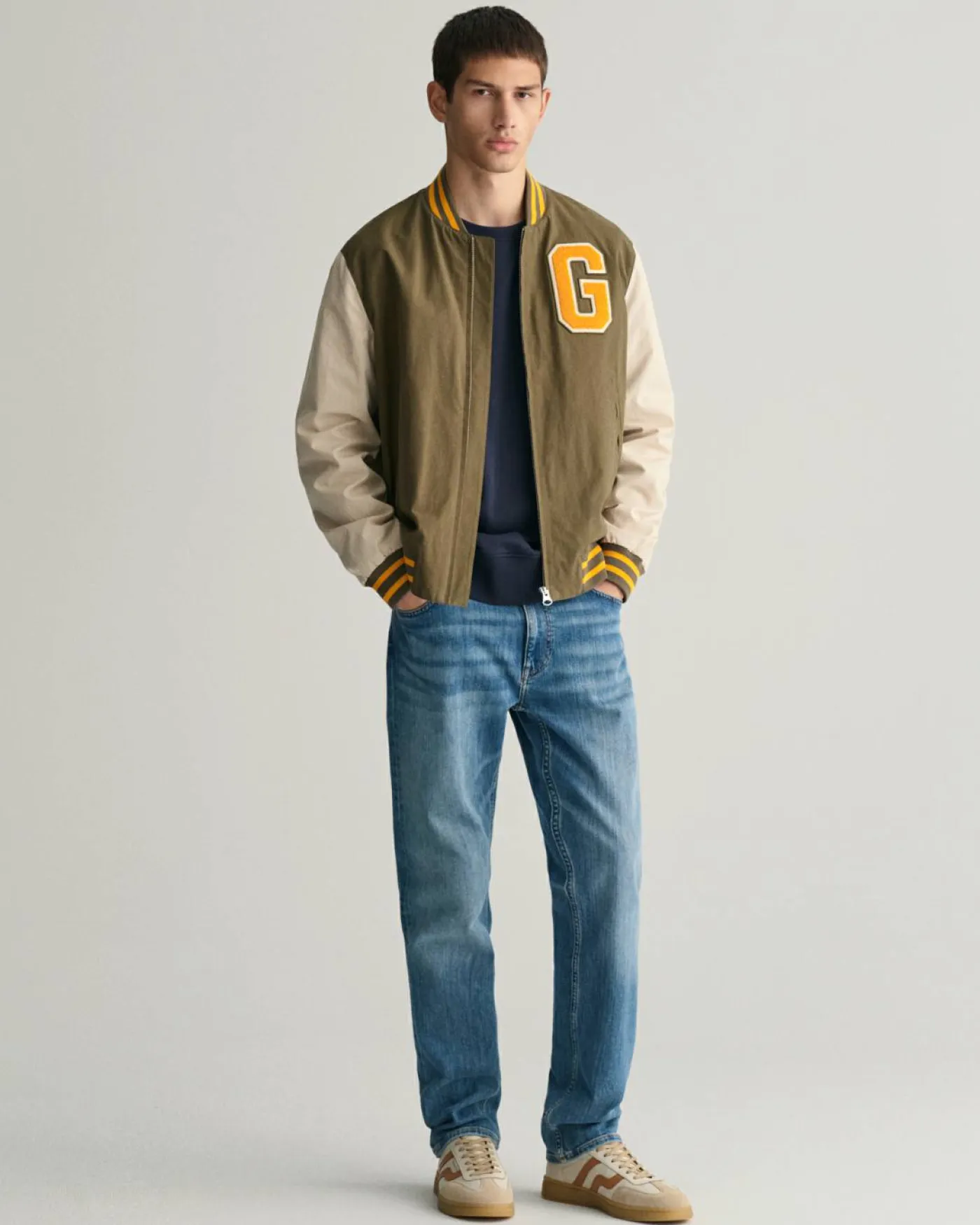 Sweatshirt "C-Neck"