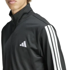 Trainingsanzug
