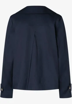 Trenchcoat