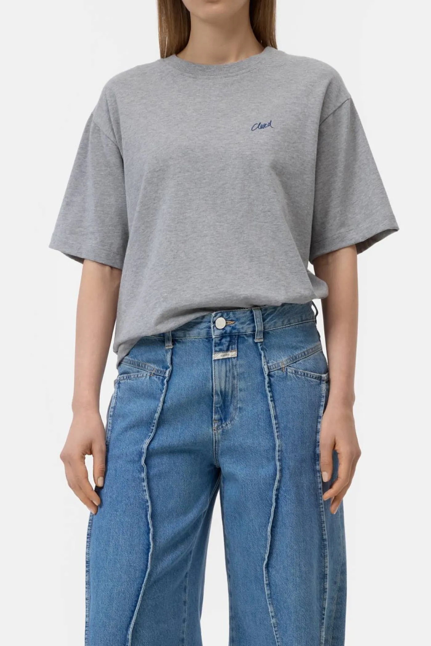 T-Shirt mit Stickerei