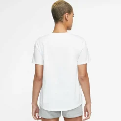T-Shirt "Sportswear Club Essentials"