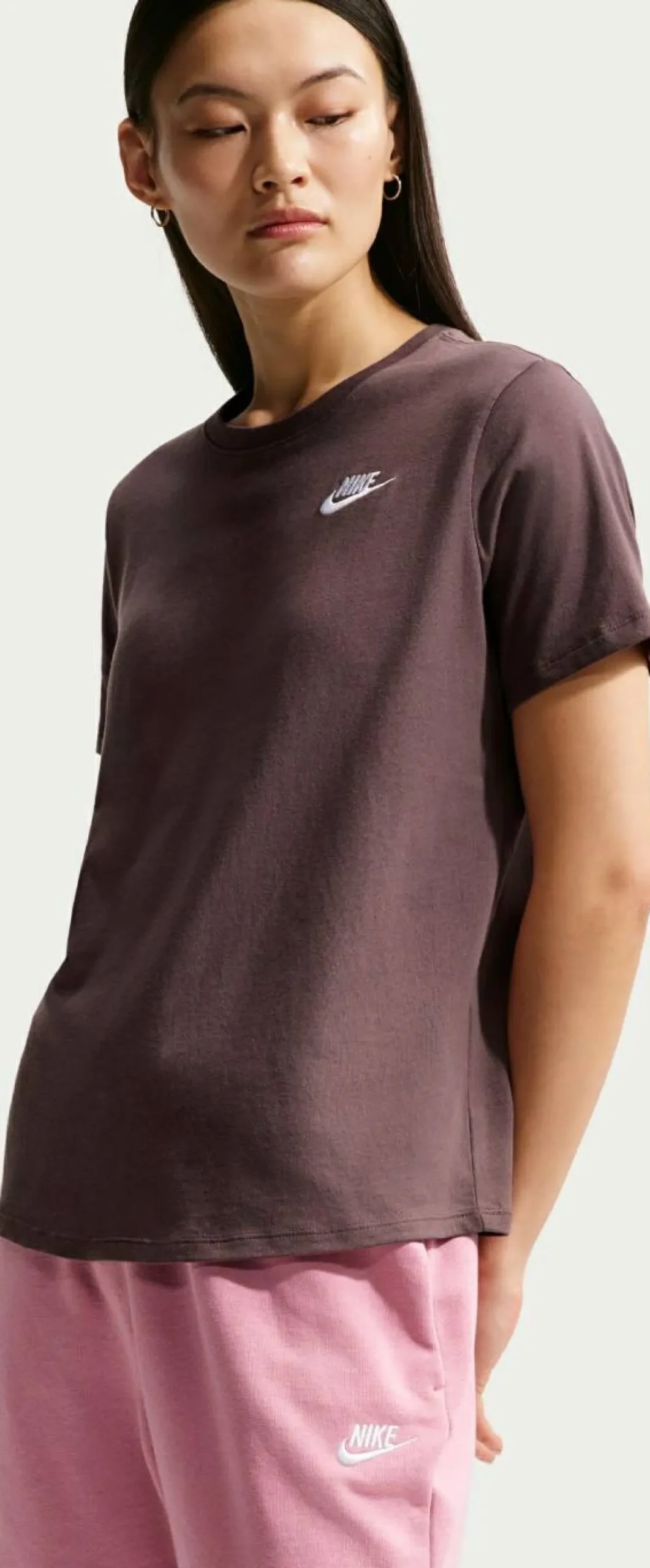 T-Shirt "Sportswear Club Essentials"