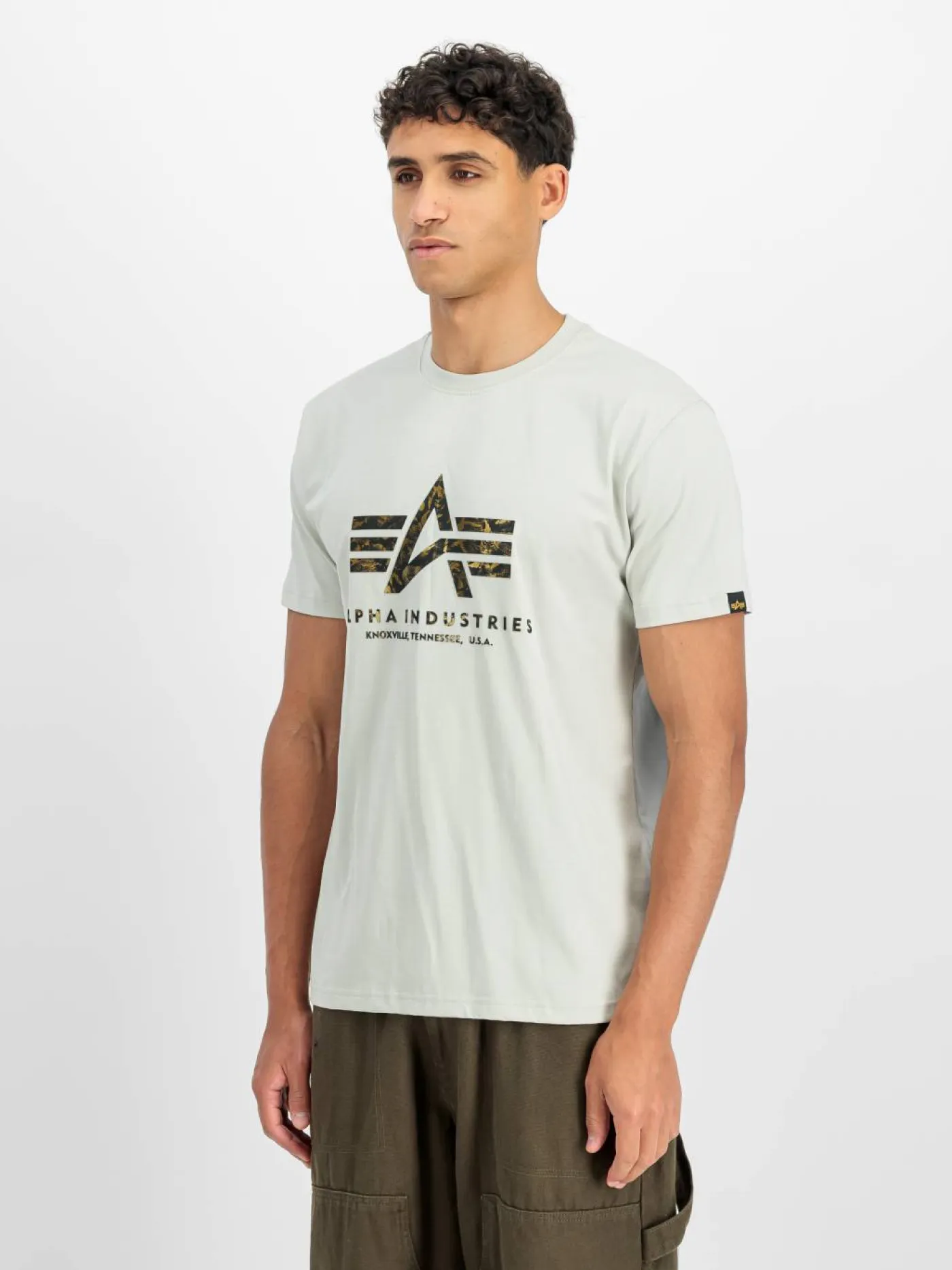 T-Shirt "Basic Big Logo Effect"