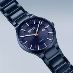 Uhr "Solar Titanium"