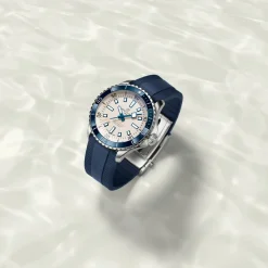 Uhr 