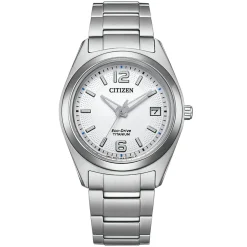Uhr "Titan"