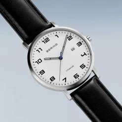 Uhr