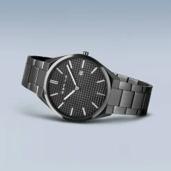 Uhr "Ultra Slim"