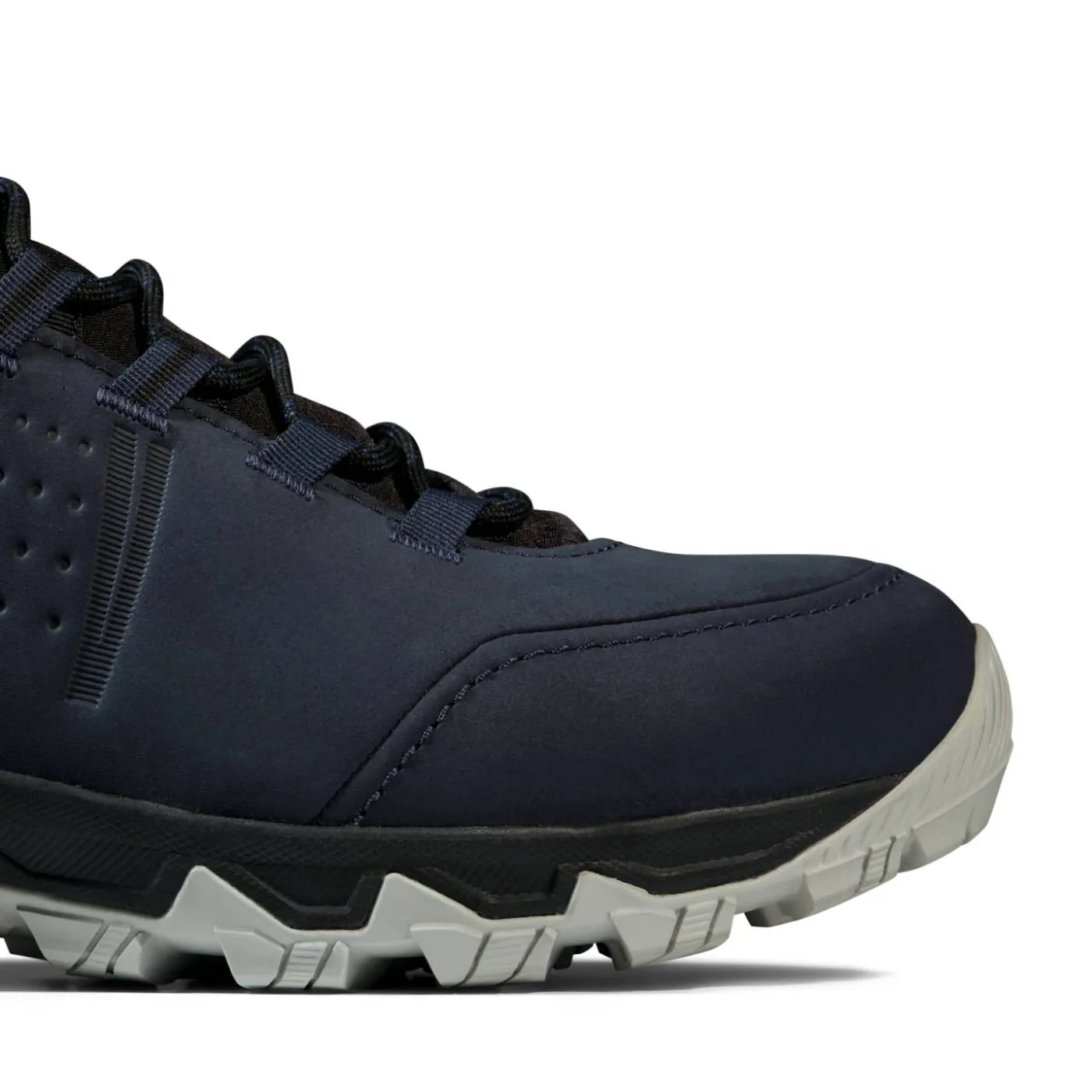 Wanderschuh "Nova IV Low GTX W"